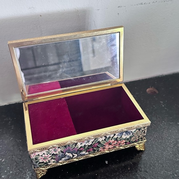 Vintage Brass Music Box w/ Floral Cloth. "Yesterday" by The Beatles - Picture 3 of 5